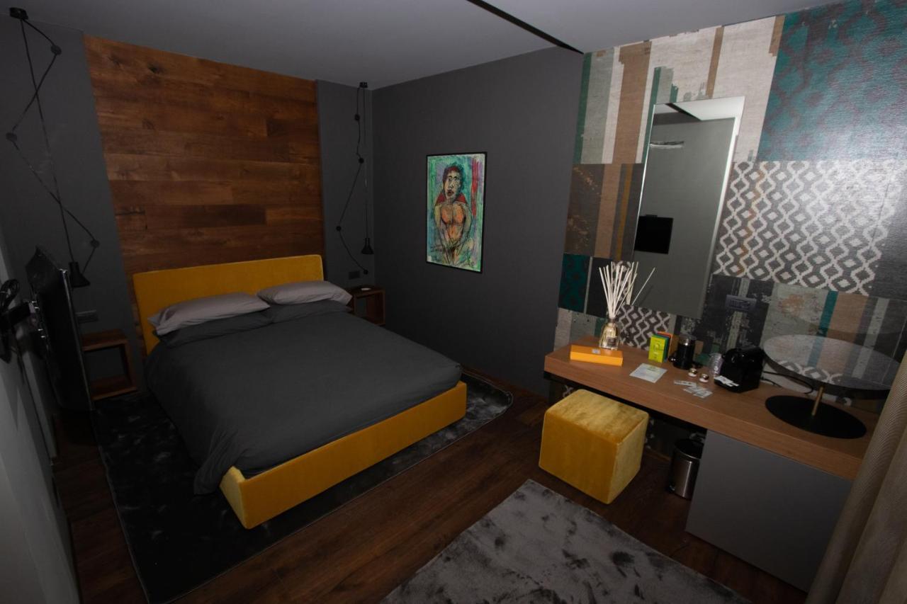 Fiorini Rooms เปสกัสเซโรลี ภายนอก รูปภาพ